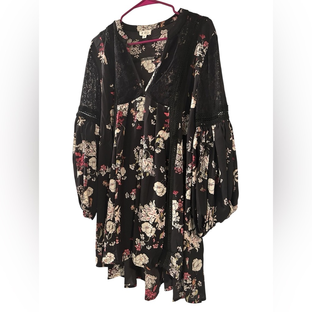 POL Women's Size Medium Floral Lace Details Boho Balloon Sleeve Black Mini Dress